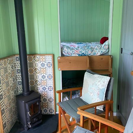 Jasmine The Shepherd Hut Woodhall Spa Exterior foto