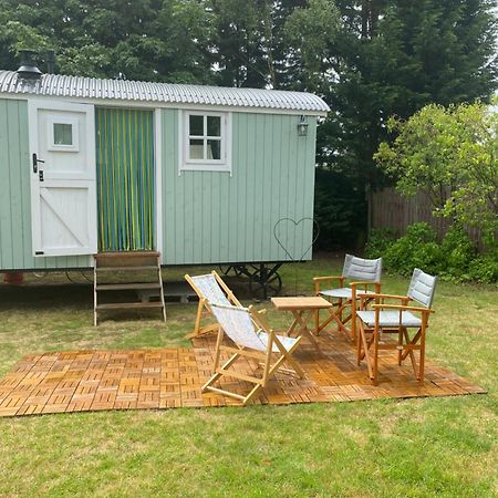 Jasmine The Shepherd Hut Woodhall Spa Exterior foto