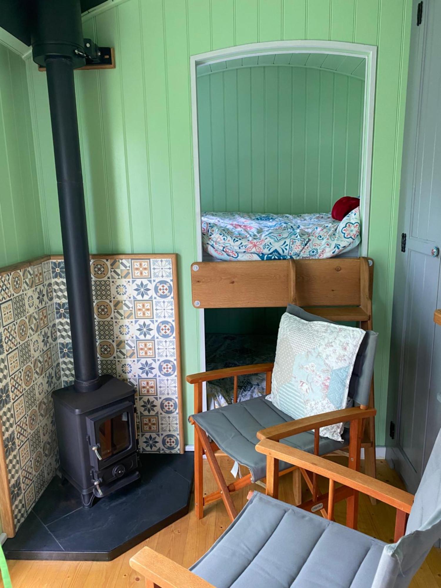 Jasmine The Shepherd Hut Woodhall Spa Exterior foto